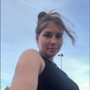 Meet your Posher, Heidi